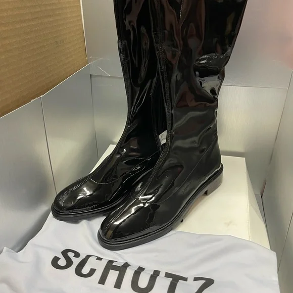 Brand New Schutz kaolin Rain boots size 8B